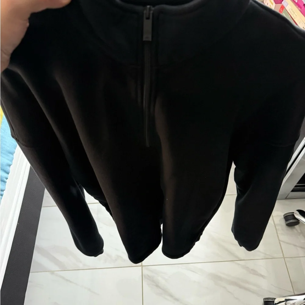 Alo Black Long Sleeve Top - Picture 2 of 3